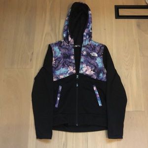 North face, brand new sweater, never worn